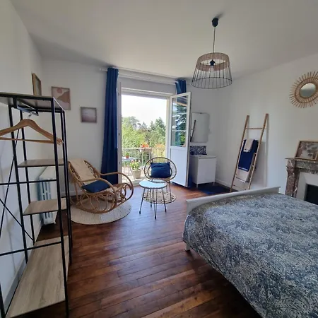 La Maison Du Mont Bed and breakfast *